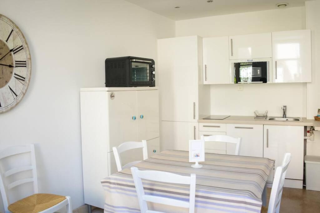 La maison bleue Cabourg Eksteriør billede